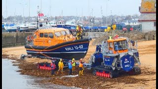 Anstruther Lifeboat crew training with relief Shannon