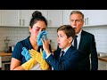 СЫН МИЛЛИАРДЕРА УВИДЕЛ СИНЯК УБОРЩИЦЫ… 😱 Секрет, Который Он Раскрыл, ПОТРЯС Отца!"