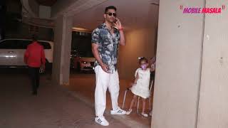Angad Bedi and daughter at Jeh’s birthday party
