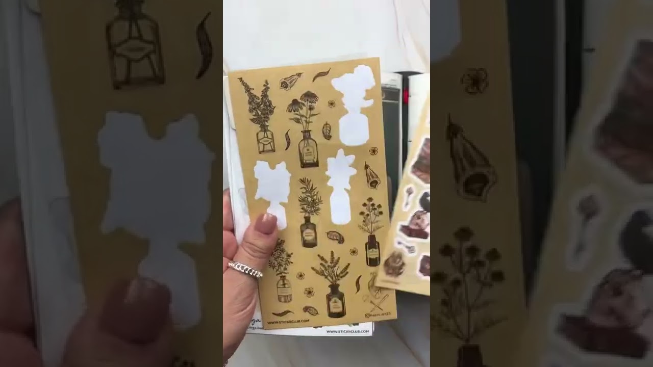 Relaxing ASMR | Art Journal with me 