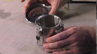 Shout-Out - Petite Airtight Brush Washer