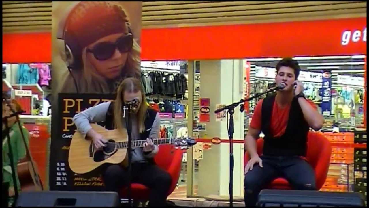 Miloš Novotný a Martin Juha - Let It Be