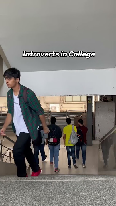 introvert di perguruan tinggi 🤥