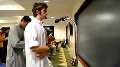 شاب بوسني يقرا القران بصوت جميل جدا- سورة مريم