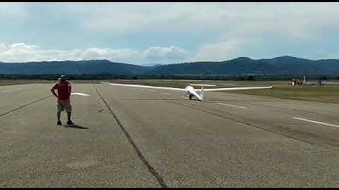 décollage en mini Lak FES