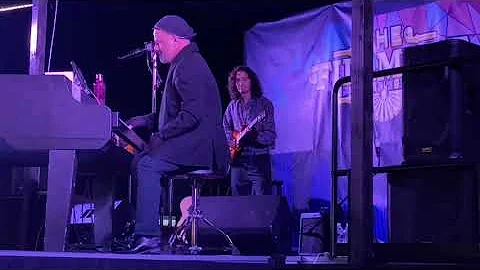 Mike SANTORO aka Billy Joel