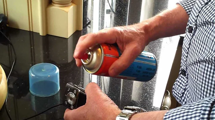 Q20 The Original Water and Moisture Displacement spray