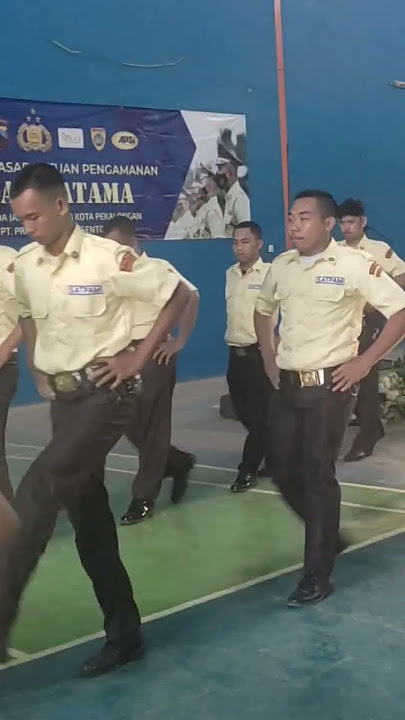 Kenapa kalo lagi latihan PBB gak ada yang senyum ?II Diklat Gada Pratama II PT Prasetya Aman Sentosa