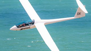 Low Level Flying at the Beach | Gliding New Zealand Style