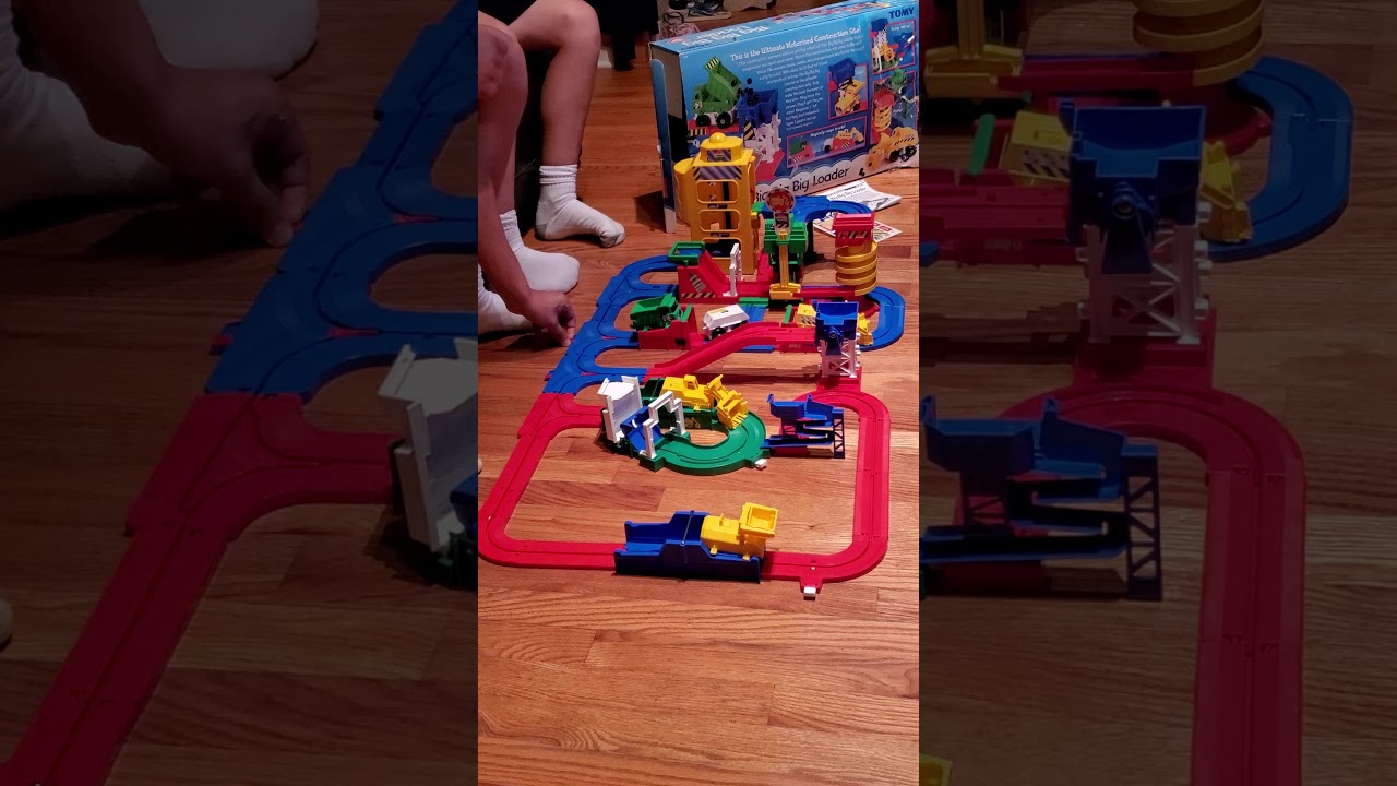 Tomy Big Loader Construction Set