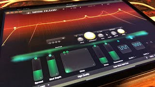 Volcano 3 - Vintage Filter Plug-In by FabFilter - Super Creative Filtering - iPad Demo screenshot 5