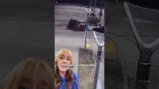 Famous Mail theft arrest caught on camera Profile