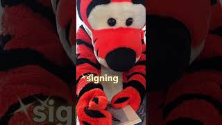Tigger Signed My Tigger Photo! 🐯✍️ | Crystal Palace Character Dining at Disney World