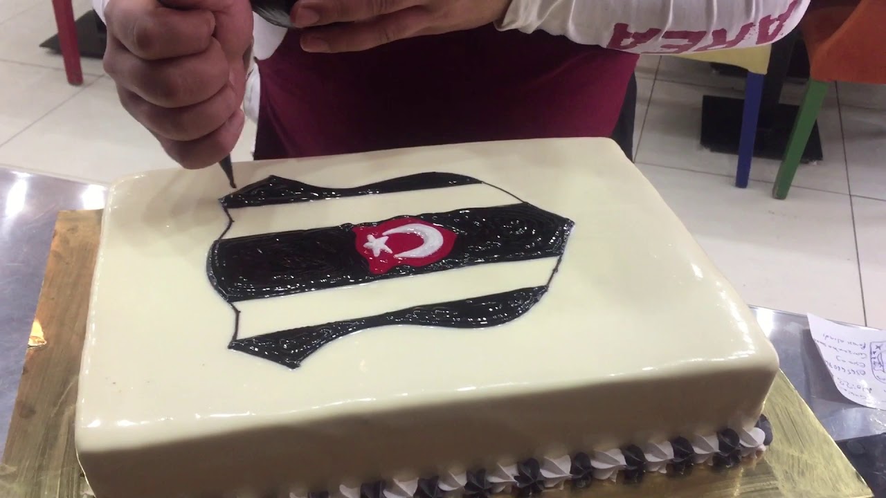 Beşiktaşlı taraftar pasta yapımı YouTube