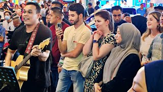 Penonton ramai datang dari berbagai negara singgah di Bukit Bintang datang berhibur layan busking'