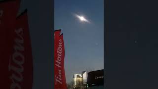 Crowd erupts in Montreal as solar eclipse reaches totality