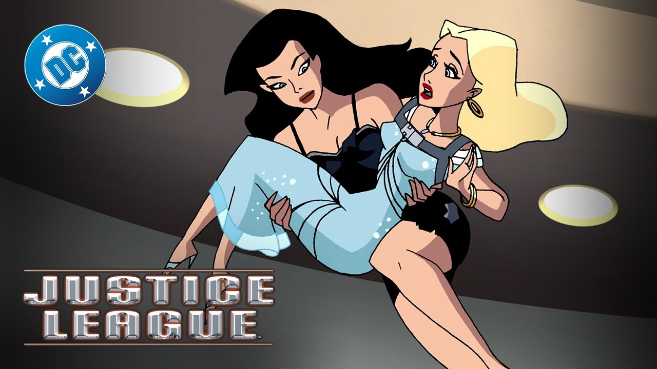 Justice League - Wonder Woman Saves the Princess | Super Scenes | DC