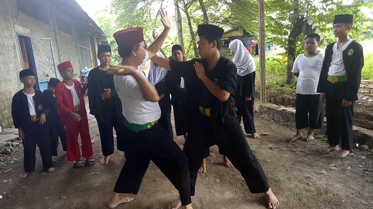 Silat Cingkrik Ki Goning Sejati Kampoeng Baru ( Part 14 ) YouTube