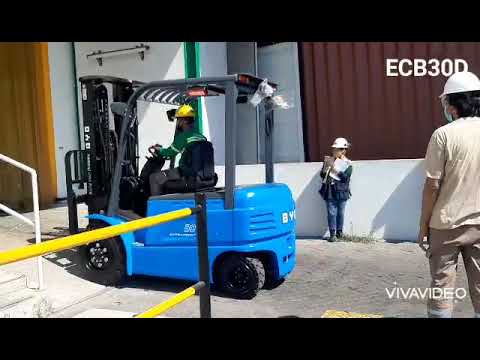 Operation Electric Forklift BYD ECB30D