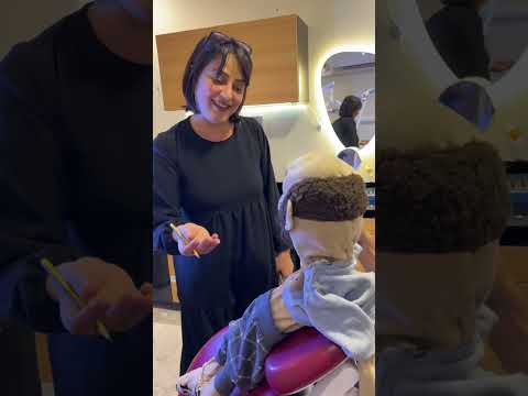 الدكتورة عاوزه تكشف على لولو والدكتور