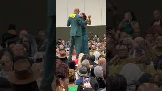 Worlds Largest Stepping Contest, Walking, Armando & Oni