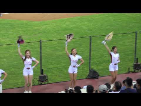 PC0008 20210504 一致團結 - 應援展示 , 壯壯 + Rakuten Girls 卉妮 慧慧 孟潔 宣琳 李芳 巫苡萱 若潼