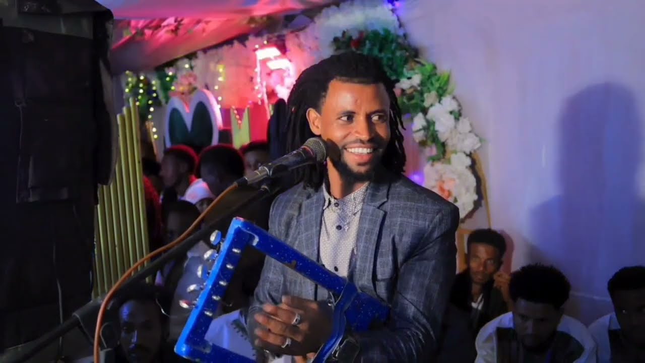 ሓመድ ከይትረግፂ ዶ ኢሎሙኺ/ኻ ባባየ ማሓዛይ እባየ ሰብ ዘሀነነ ስዕስዓት ዓርከ መርዑ ምስ መናእሰይ ኣብ መርዓ ዕዳጋ ሓሙስ ኣስሜና