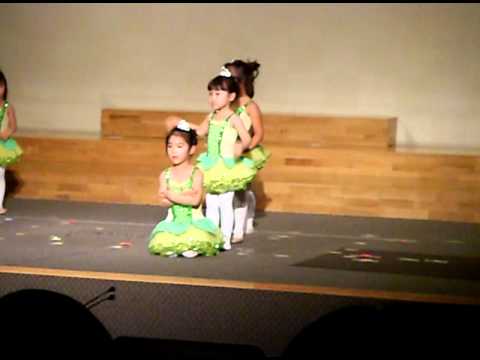 Heaven's christmas 2010 in Miracle land preschool part 1