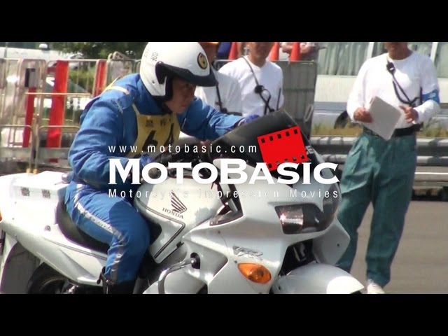 白バイ 90年史。安全運転競技大会。VFR800P、TLM220R、VFR750P、GT750