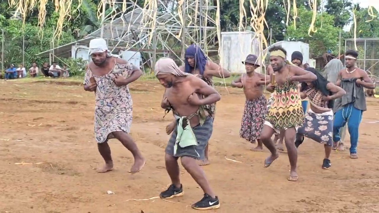 Mava and group (Hageulu Saint Day)