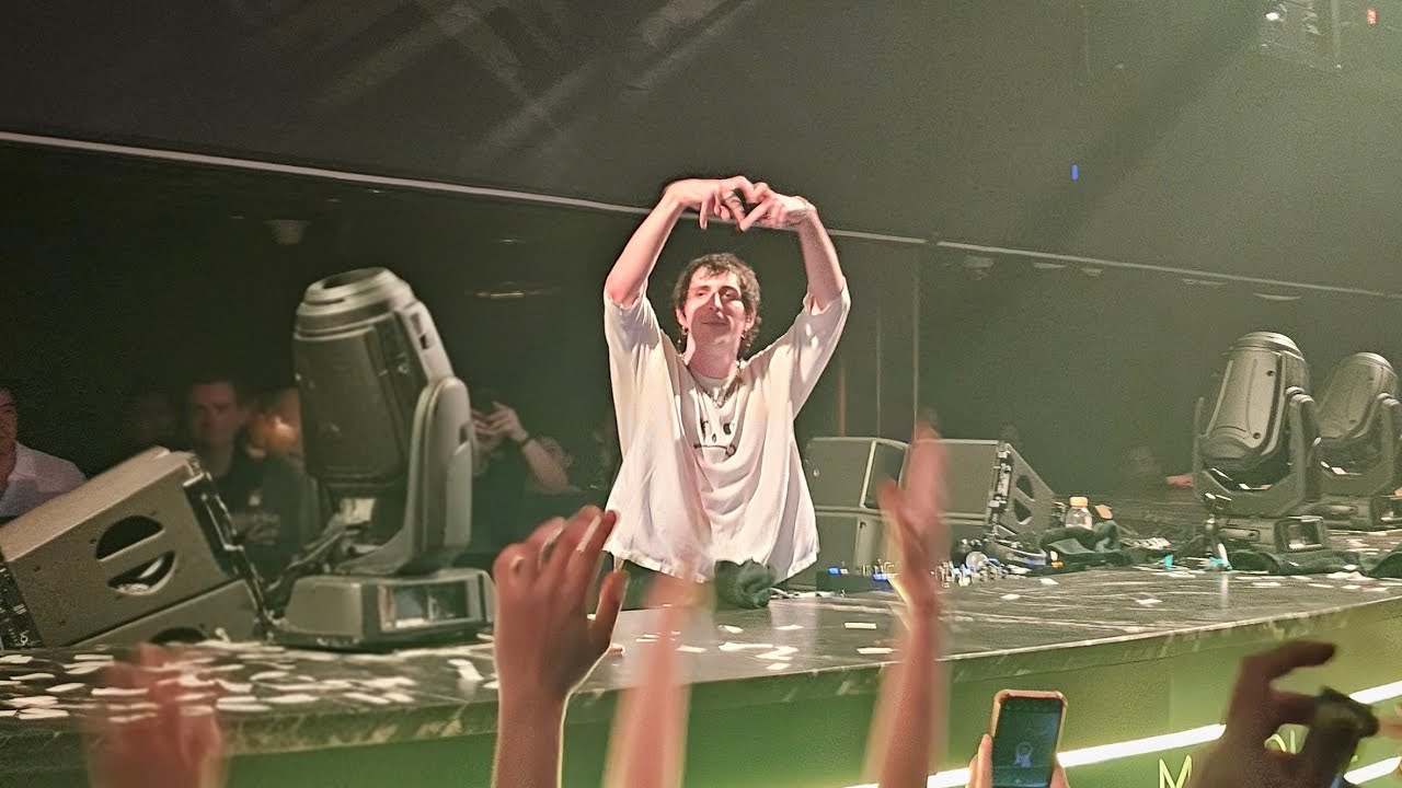 Porter Robinson DJ Set Marquee Singapore 2025 (every footage I took)