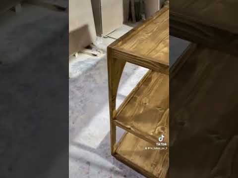 طاولة كونسول بعدة ارفف لاتوليب