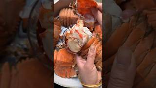 Crab Cutting in Kitchen Style#KitchenStyle #CrabCutting #SeafoodVideo #CrabASMR #CrabMeat