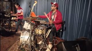 Download lagu cantik - Kahitna (drum cover)