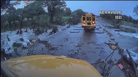 Kerrville bus drivers evacuate 900 campers after Texas floods