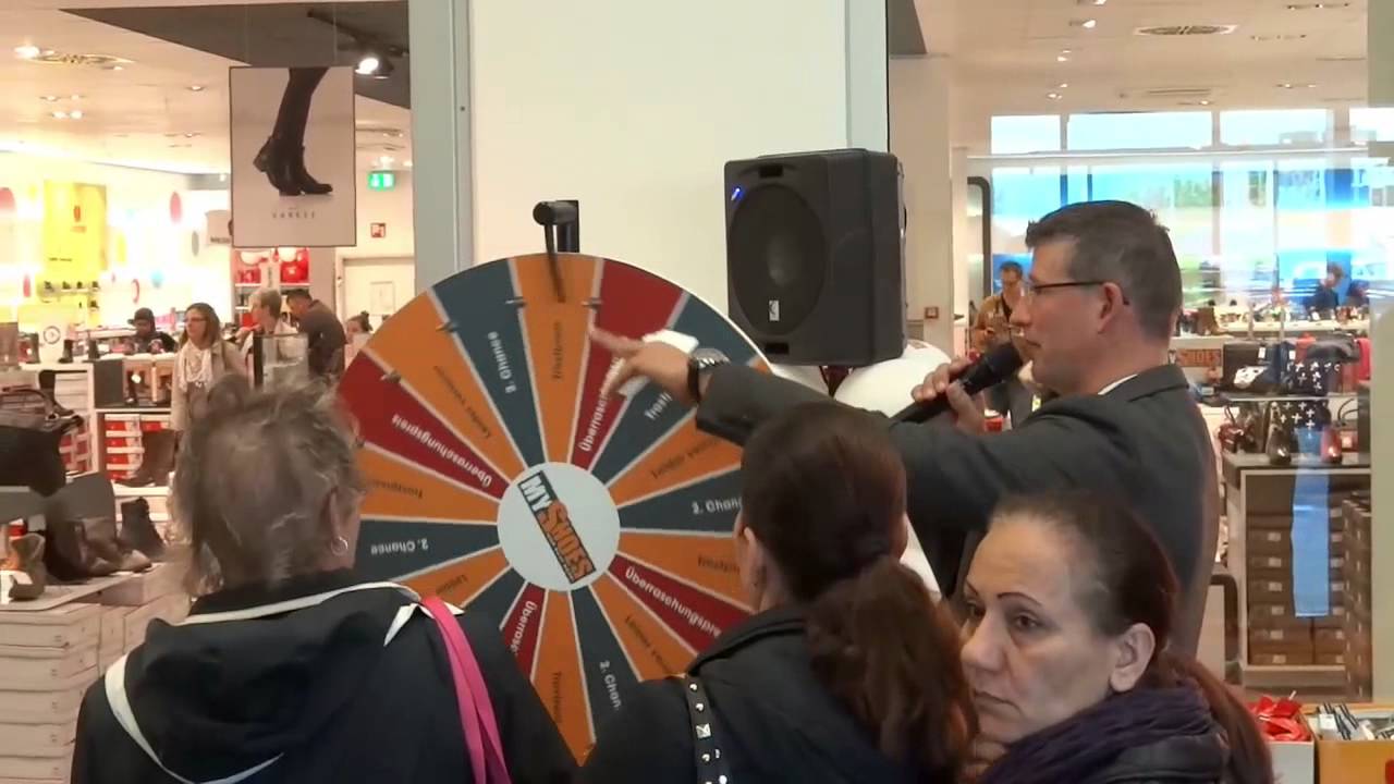 KronenbergCenter - Real-Supermarkt in Essen - Erster Samstag nach Eröffnung