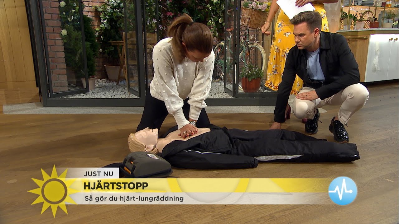 Akutsjuksköterskan: Så gör du HLR - Nyhetsmorgon (TV4)