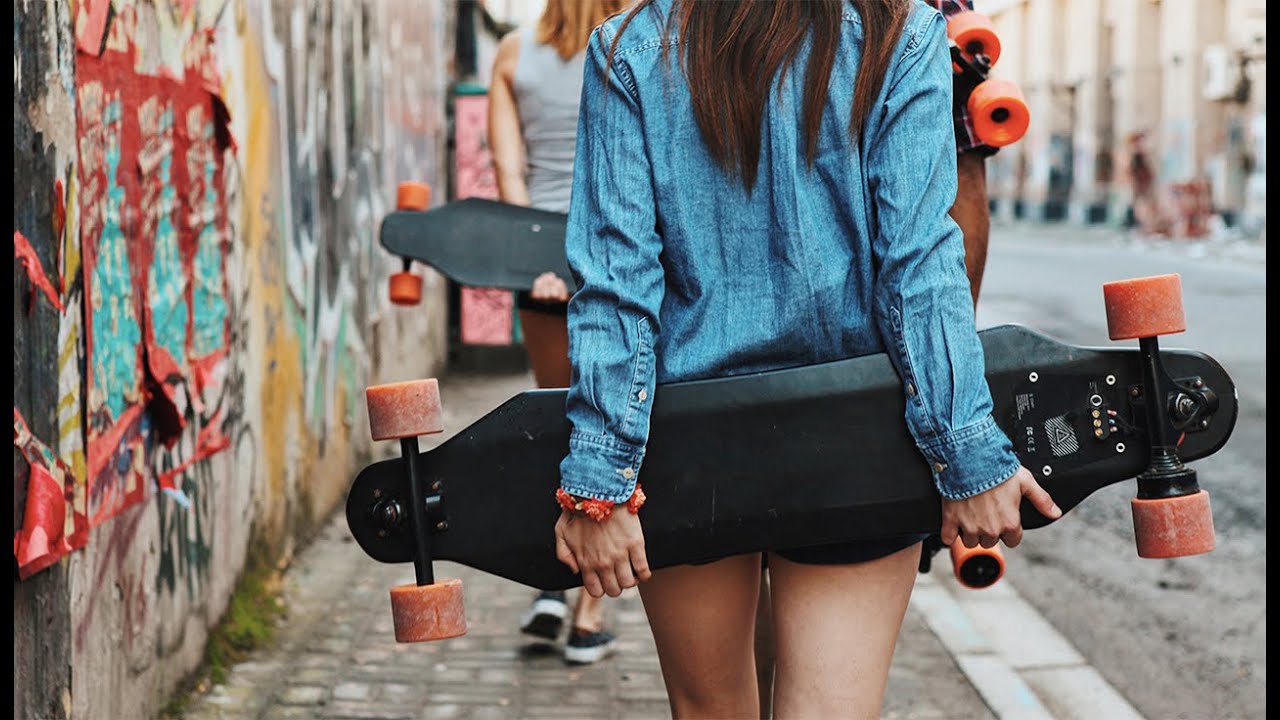 5 Most Lightest, Attractive And Fastest Electric Skateboards