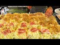 japanese street food - hiroshima style okonomiyaki 広島風お好み焼き