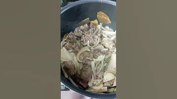 صوت الشاورما علي النار حكاية 