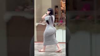 AmeliaCurv