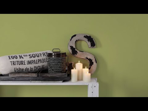 Щільні та міцні однотонні зелені паперові еко шпалери з одноколірним декором 356945, імітація пофарбованої стіни, видео 6