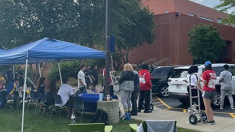 Univ. of New Haven class of 2027 move-in day
