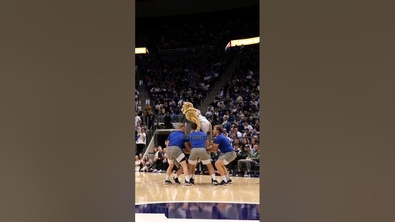 When The BYU Mascot Dunked From The 3Point Line 😳 shorts YouTube