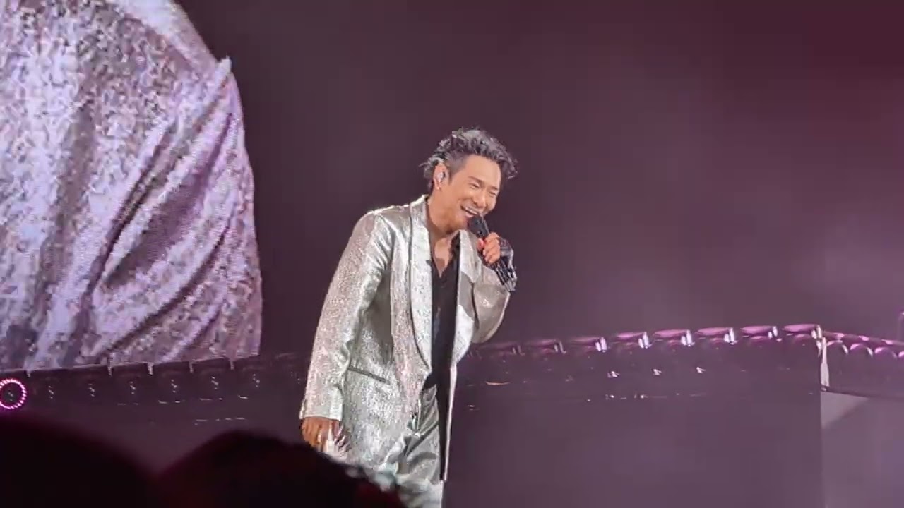 杜德偉 - 愛變了這世界襯衣 @杜德偉 Get Up 世界巡迴演唱會 （香港站） 2015年10月18日