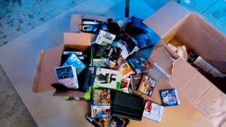 Gamestop Dumpster Dive finds: Controllers, Xbox 360 games, cases #8 (2013)