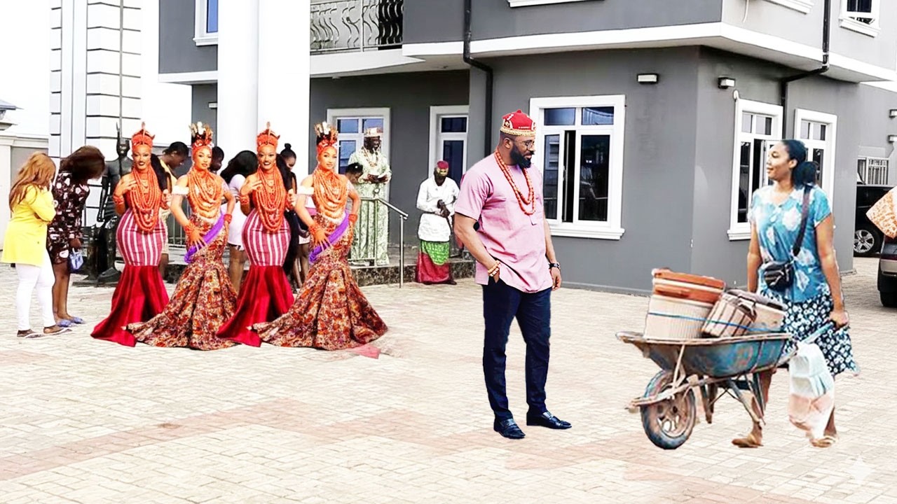 On His Return From Abroad The Prince Fell In Love At First Sight With D Palace Maid - Nigerian Movie