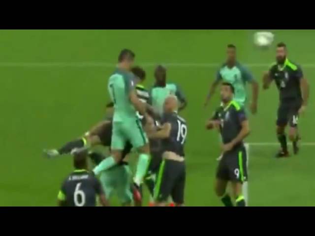 Inglaterra goleia Suécia com golo genial de Russo e está na final do Euro -  CNN Portugal