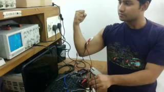 Electromyography signal in Oscilloscope