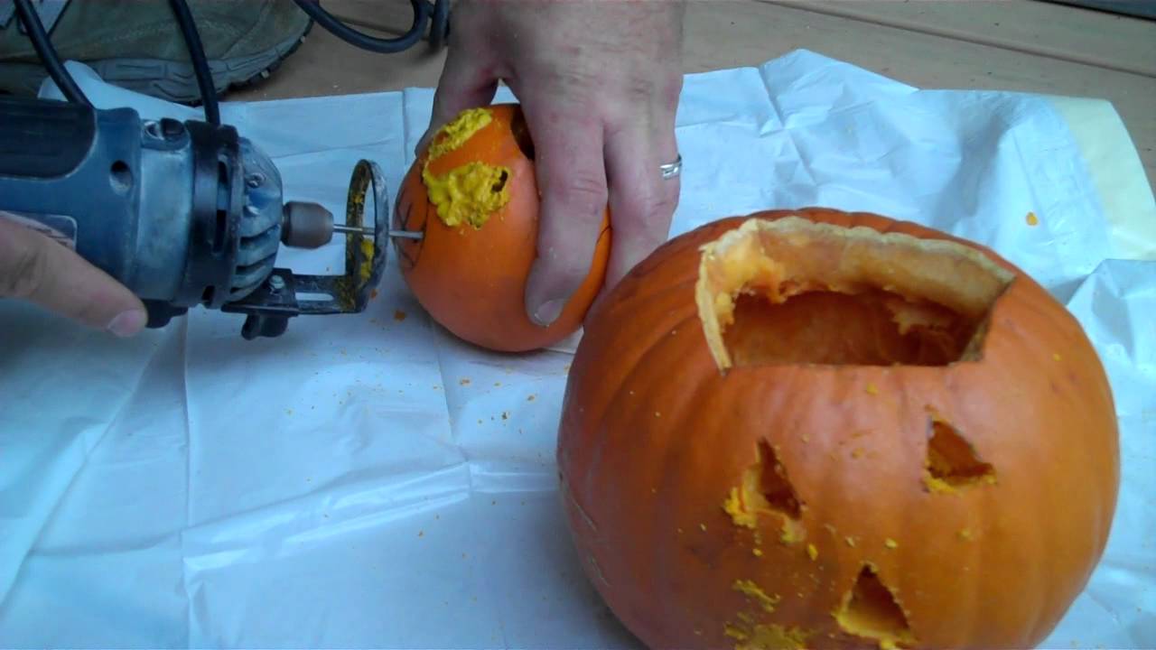 Aubrey Pumpkin Carving 2011 - YouTube